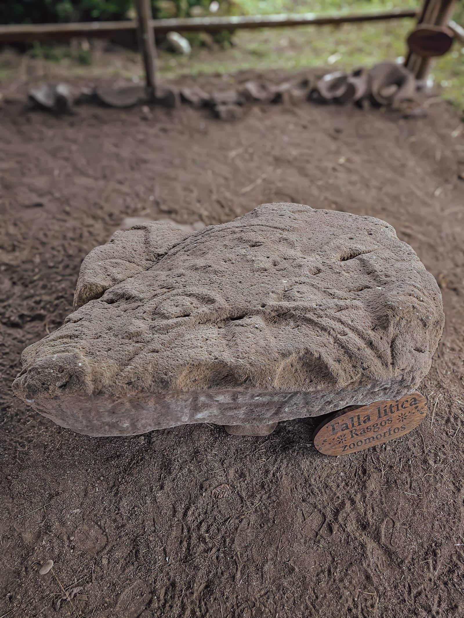 Escultura antropozoomorfa